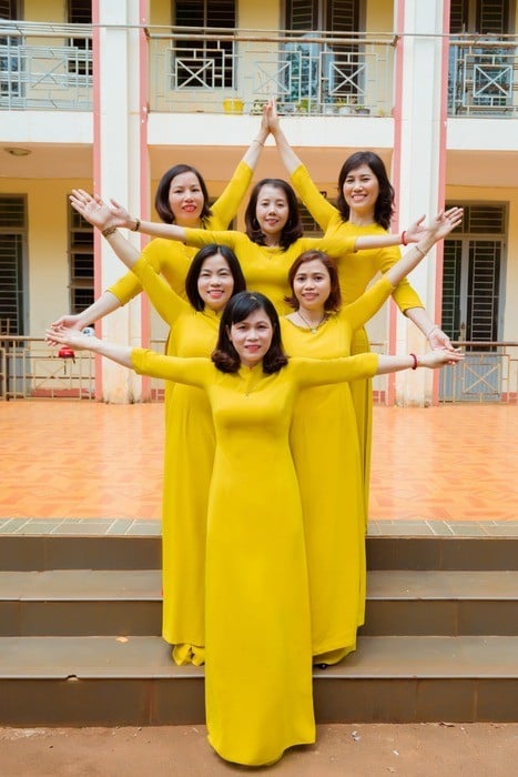 20. Tạo hình ngôi sao đoàn kết