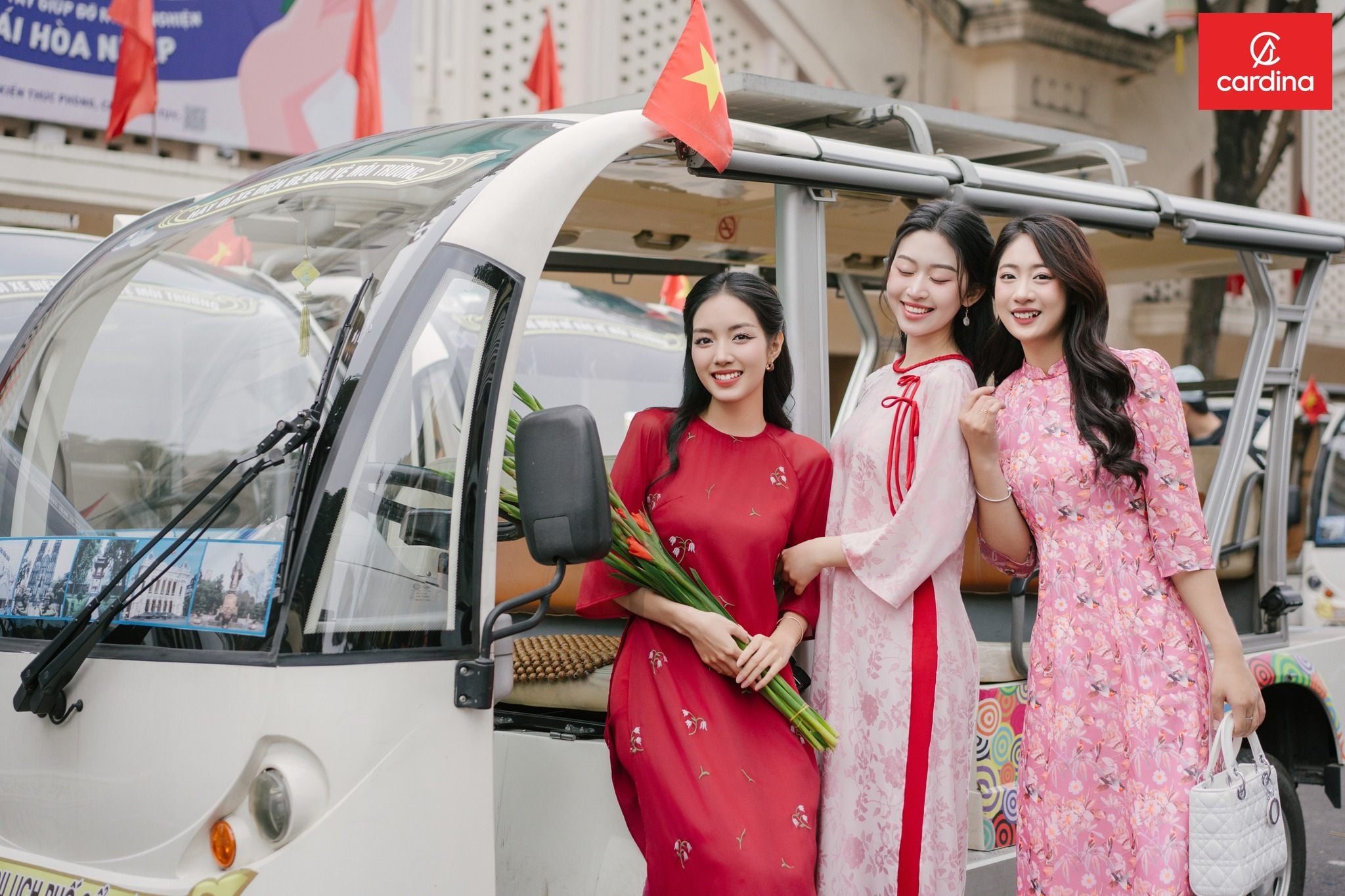 9. Tương tác với phương tiện (xe điện)