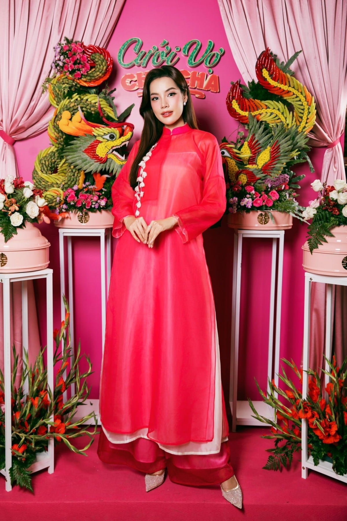 Tại sao áo dài 4 tà được ưa chuộng?