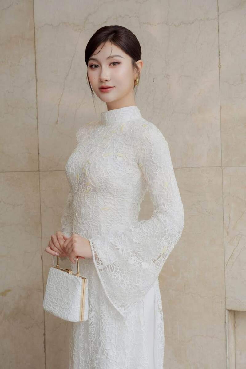 áo dài đi đám cưới