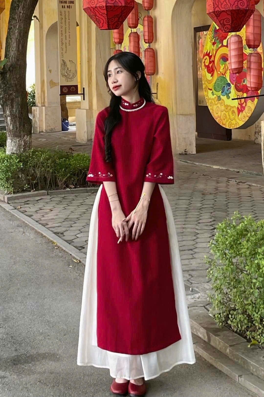 Áo dài đỏ theo chất liệu (Gấm, Lụa, Nhung, Ren...)