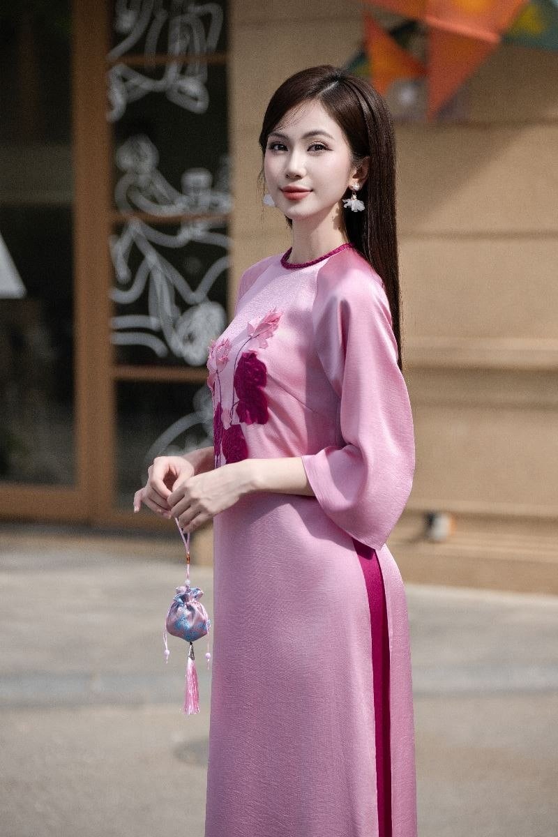 Áo dài tay phồng lửng màu hồng tím chất liệu lụa bóng