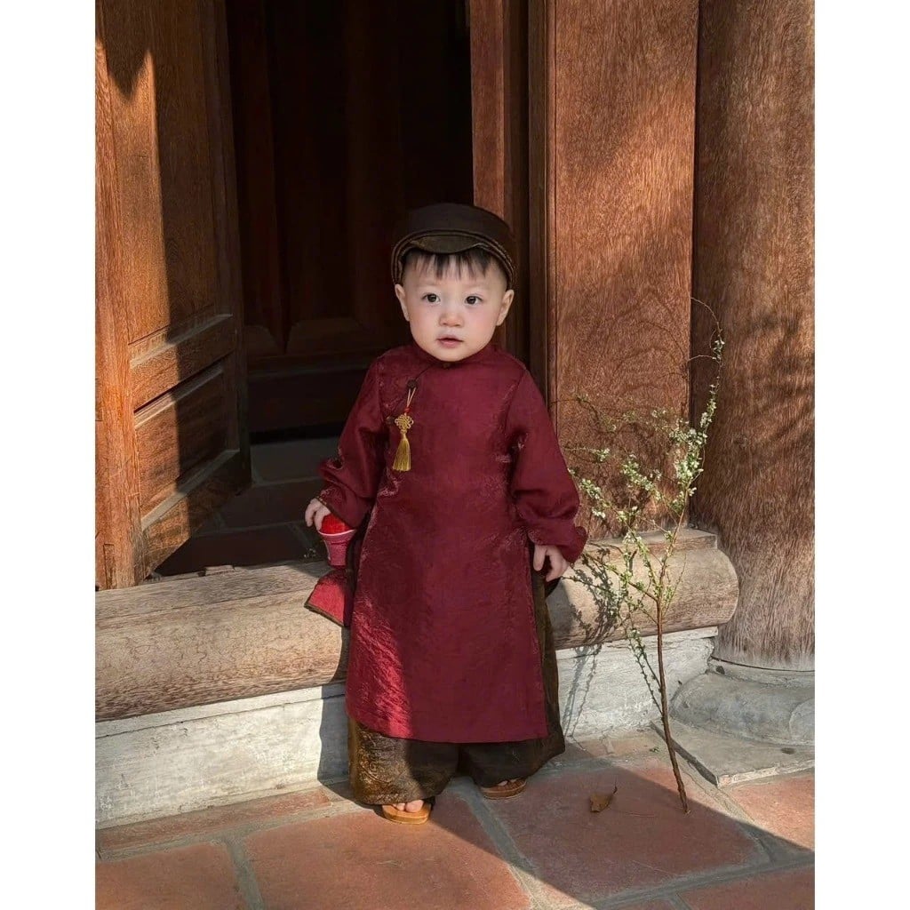 Mẫu áo dài tết cho bé trai 3 tuổi