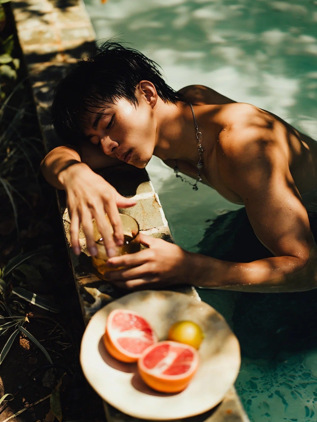 cach-tao-dang-chup-anh-goc-nghieng-nam
