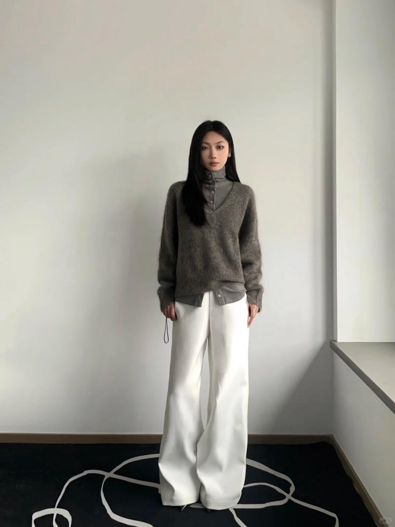 Áo cổ lọ bên trong + Áo Len Cổ Tim