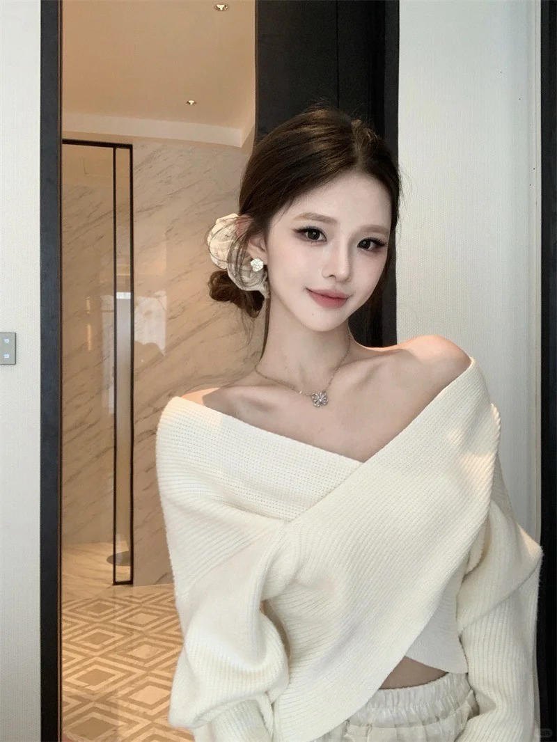 Áo trễ vai (Off-shoulder Hack)