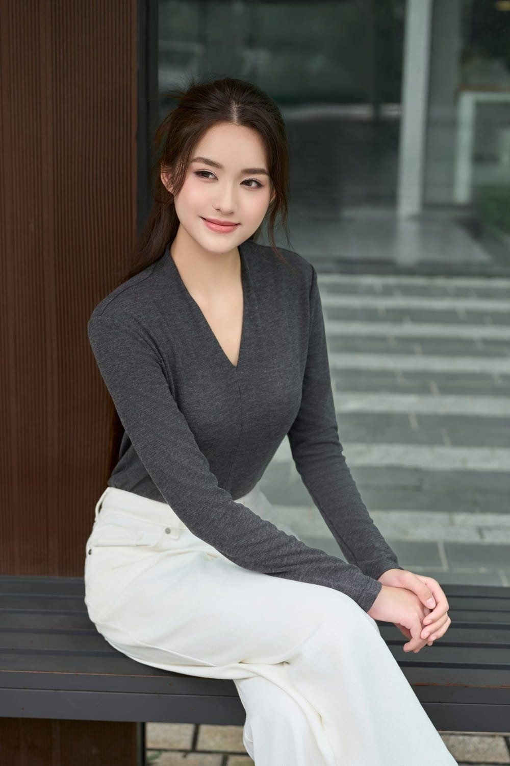 Thiết kế cổ chữ V