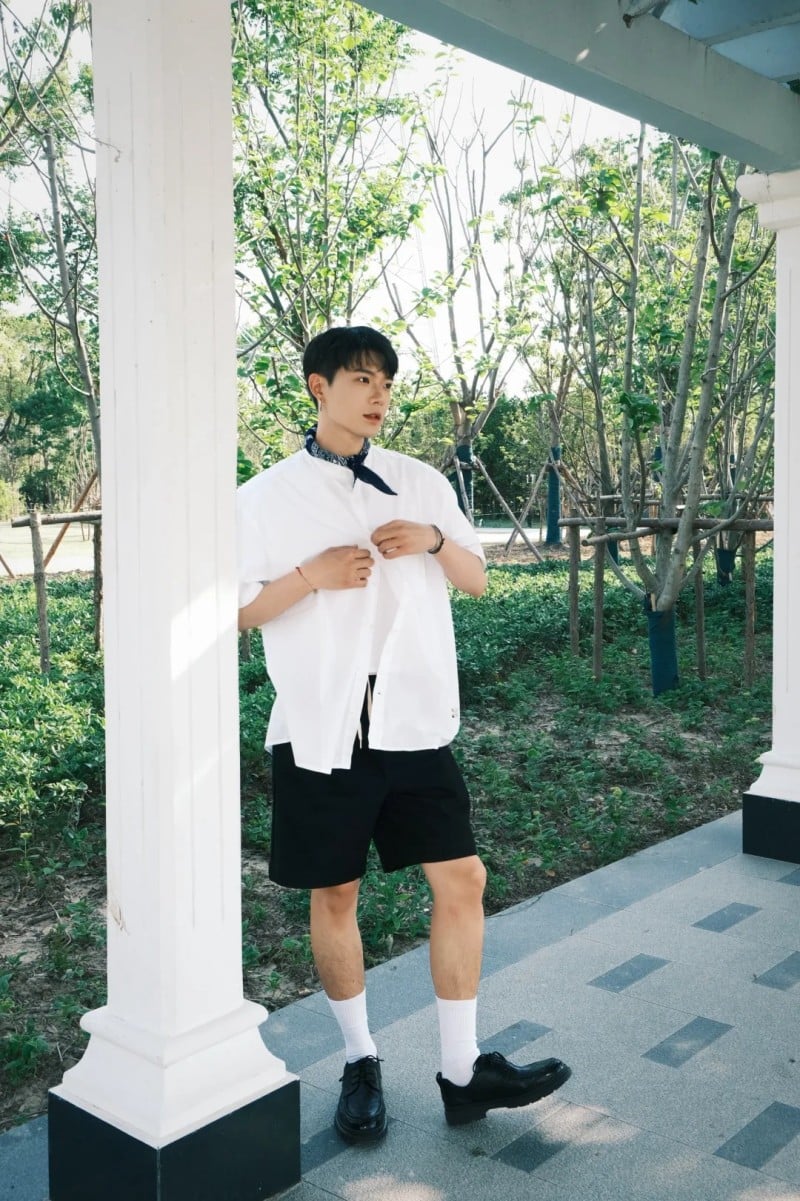 áo sơ mi cổ trụ