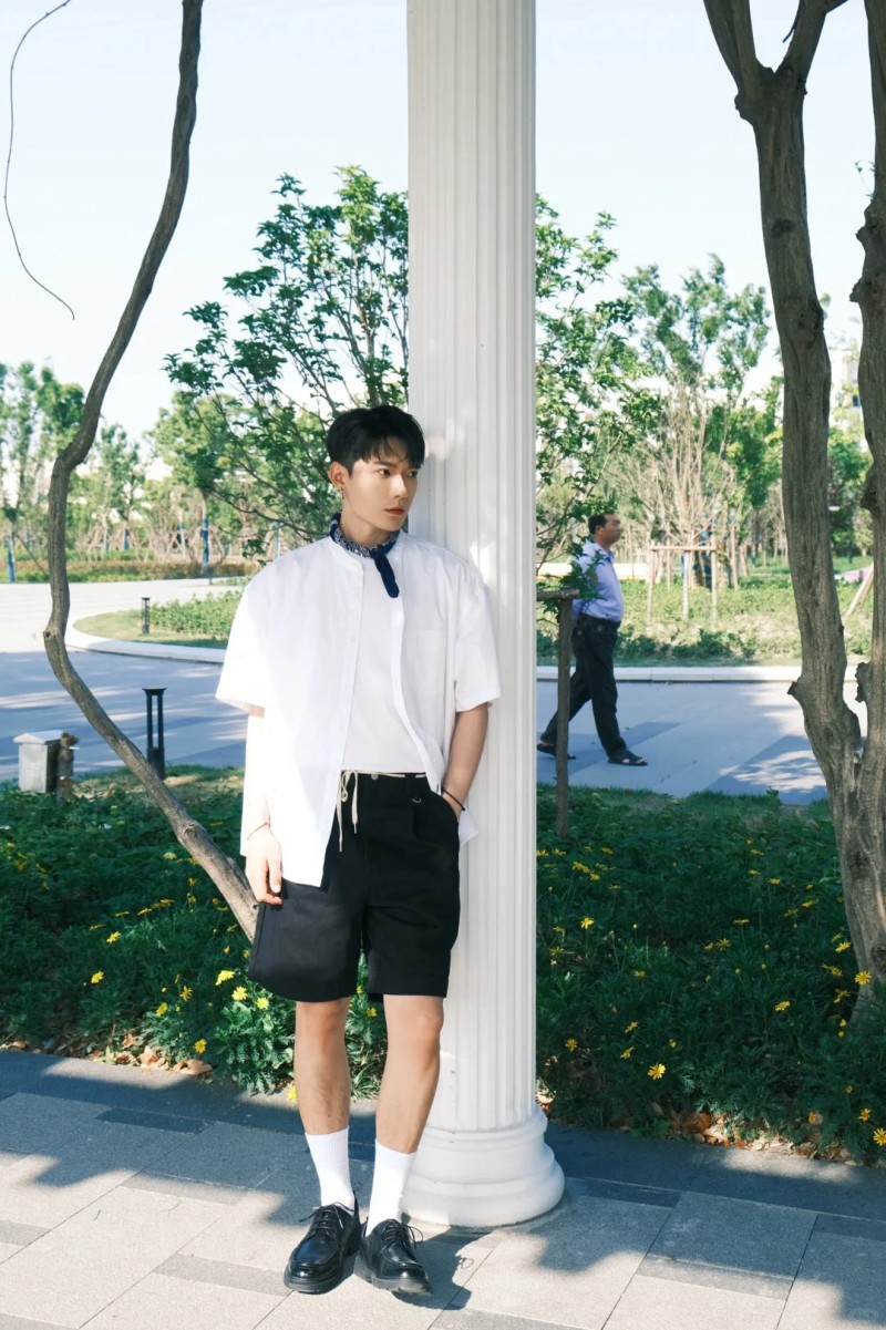 áo sơ mi cổ trụ