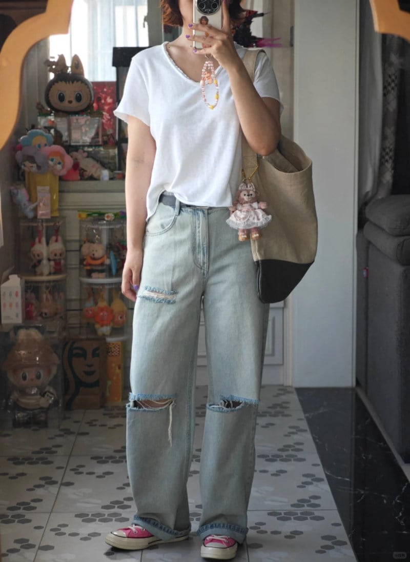 áo thun cổ tim nữ