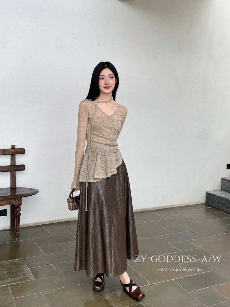 áo thun cổ tim nữ