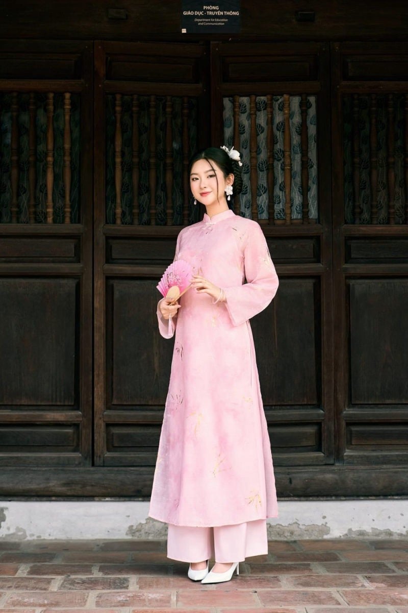 áo dài truyền thống