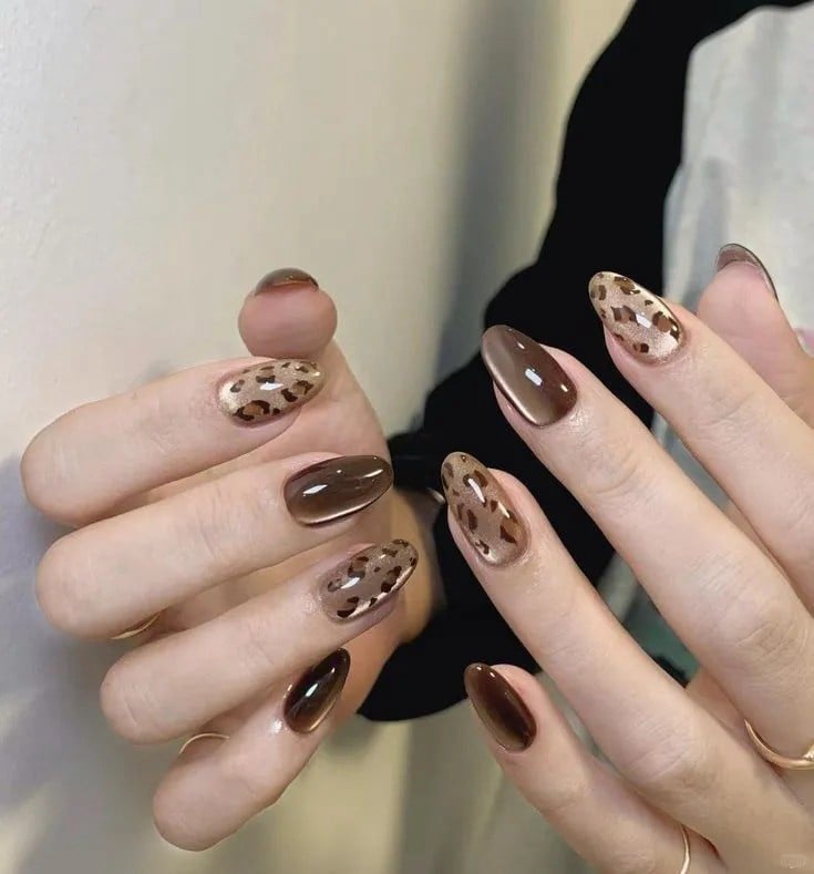 mẫu nail móng nhọn tròn