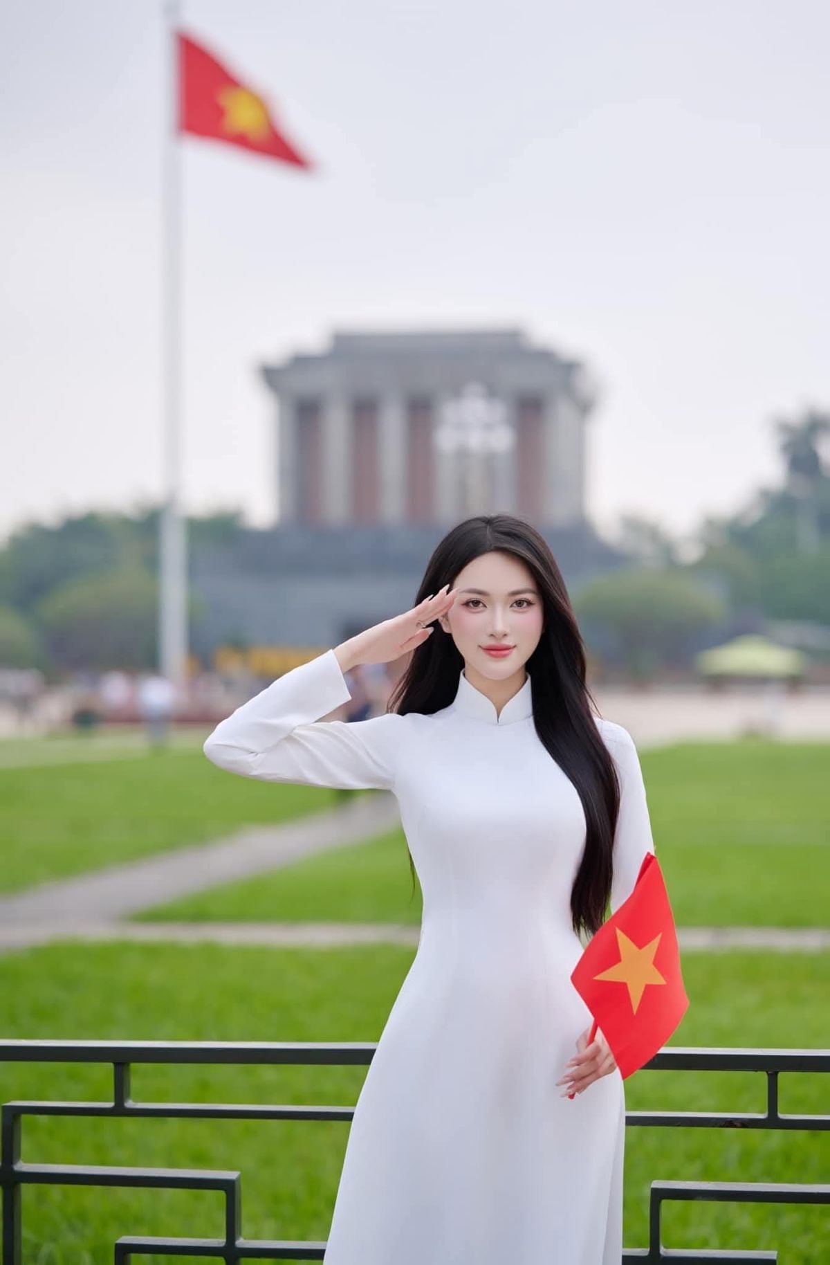 đi lăng bác mặc gì