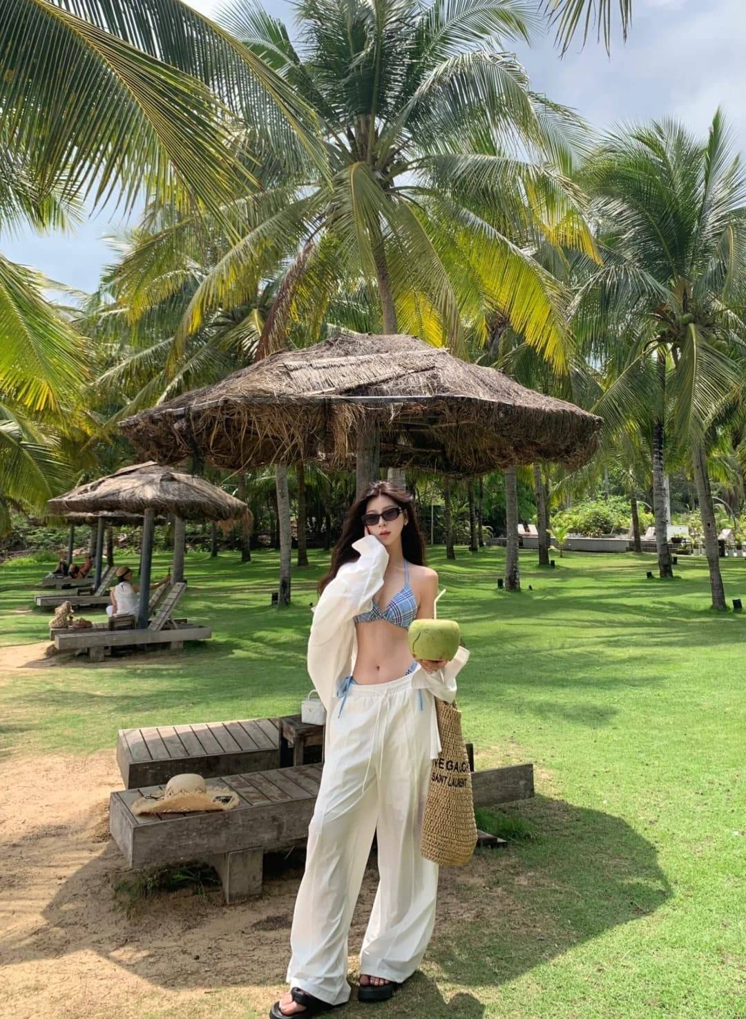 bikini đi biển đẹp