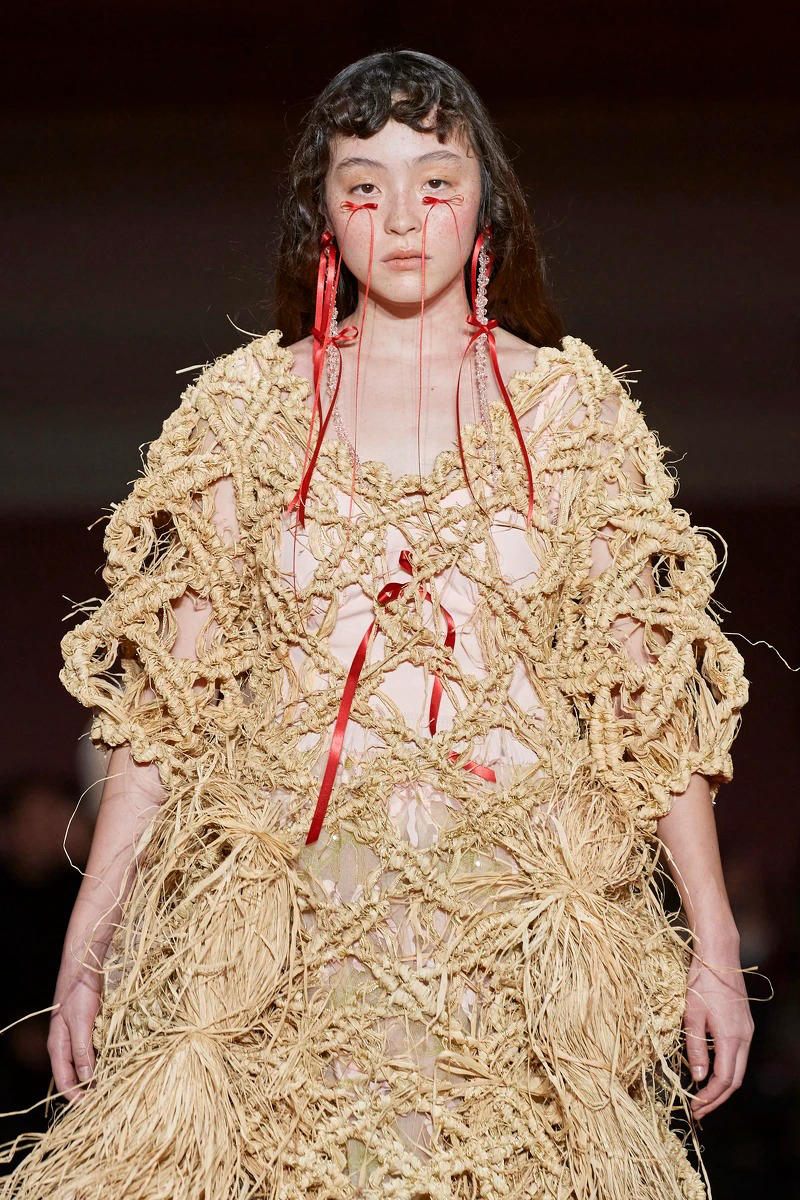 Khi chiếc nơ không chỉ là phụ kiện