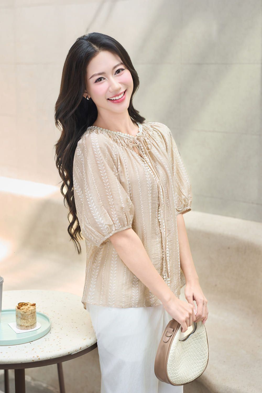 người gầy nên mặc màu gì