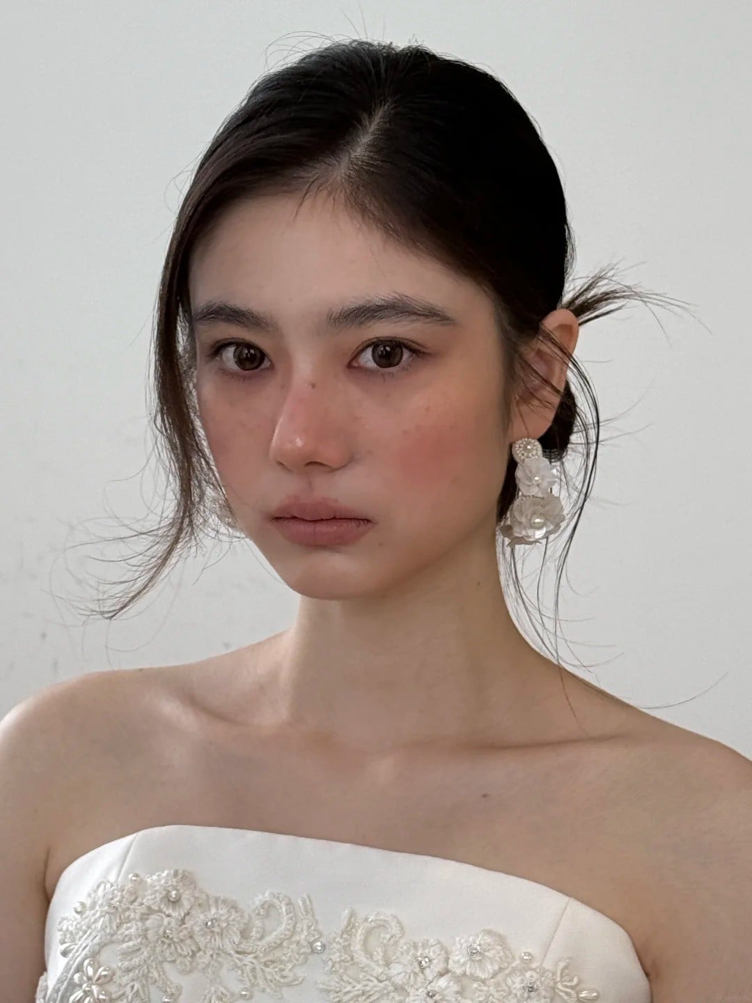 các kiểu tóc đi tiệc