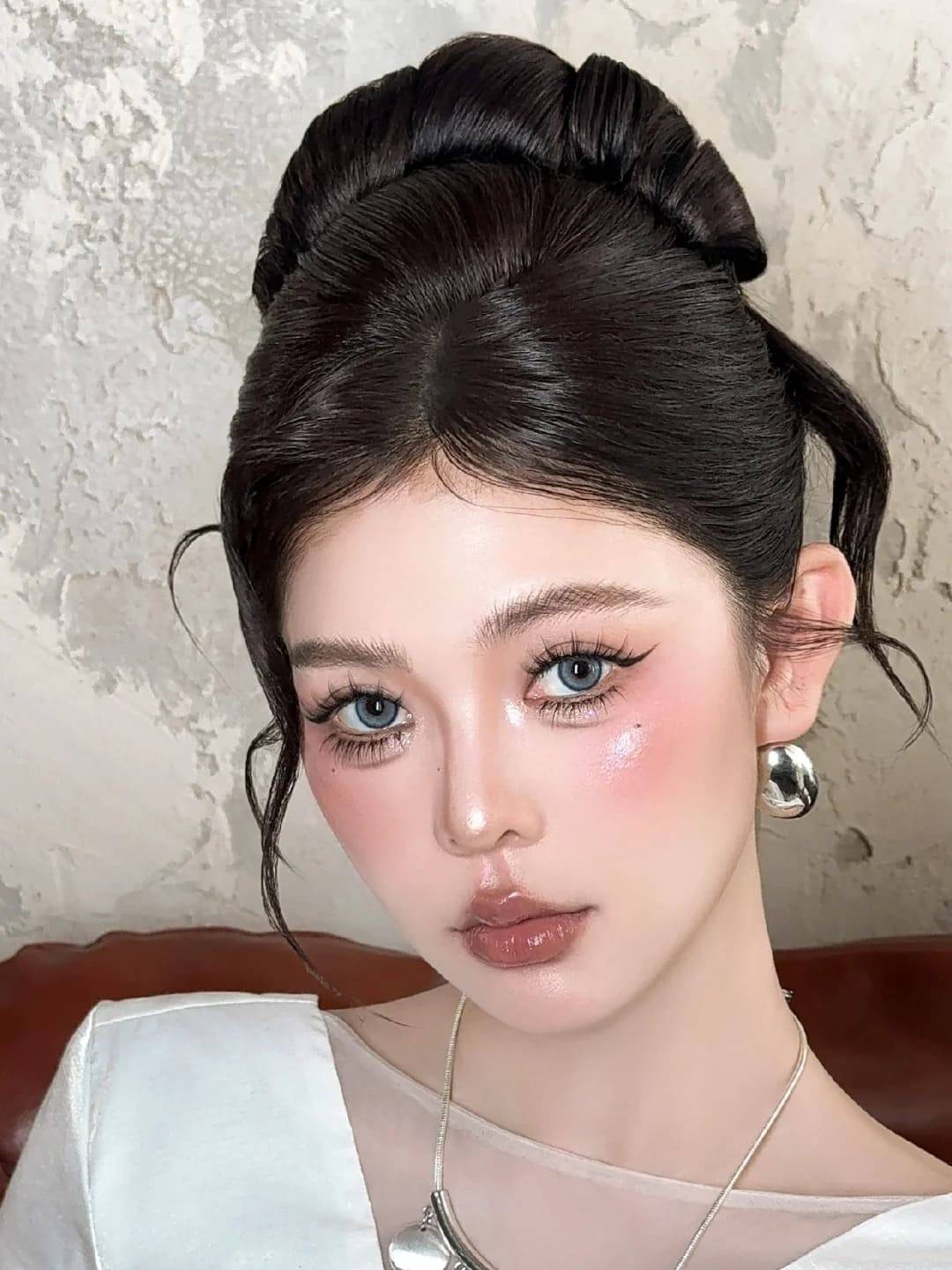 các kiểu tóc đi tiệc