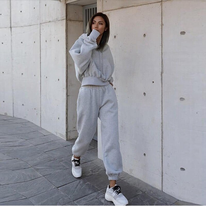 Bộ nỉ thể thao màu ghi + Áo hoodie croptop + Quần jogger