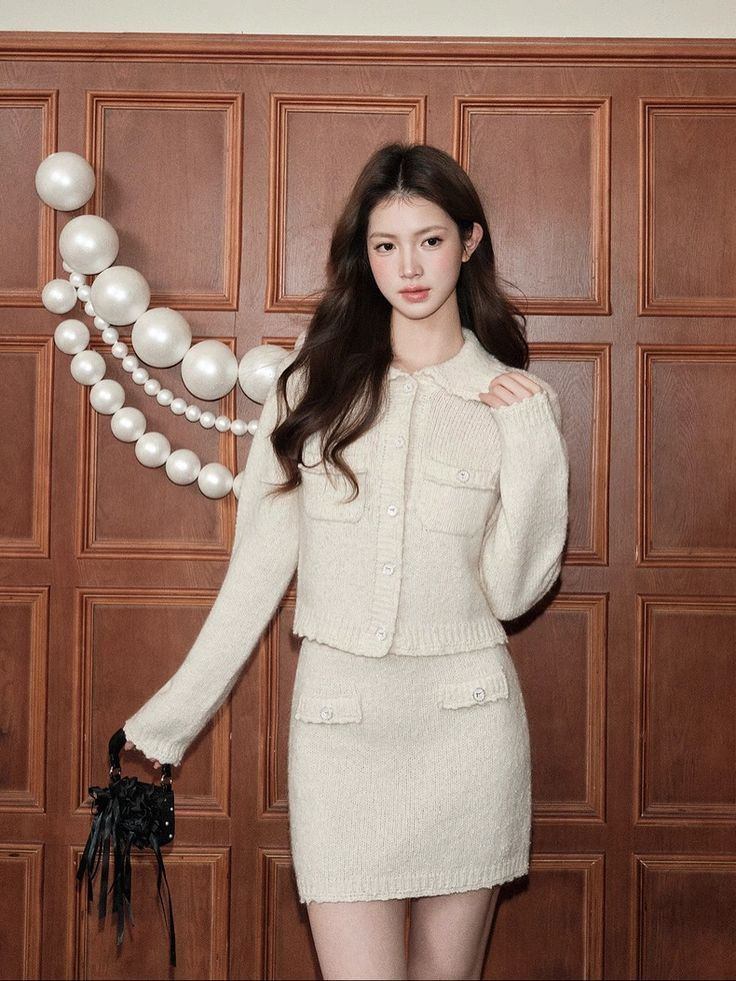 cách phối đồ với chân váy dạ tweed