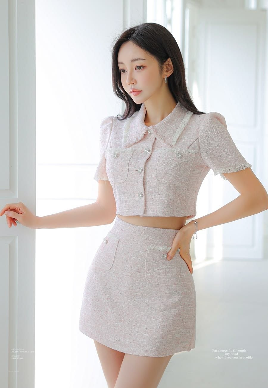 cách phối đồ với chân váy dạ tweed