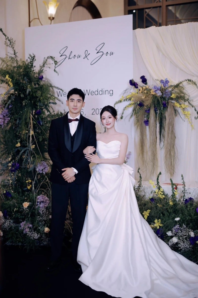 cap đăng ảnh cưới