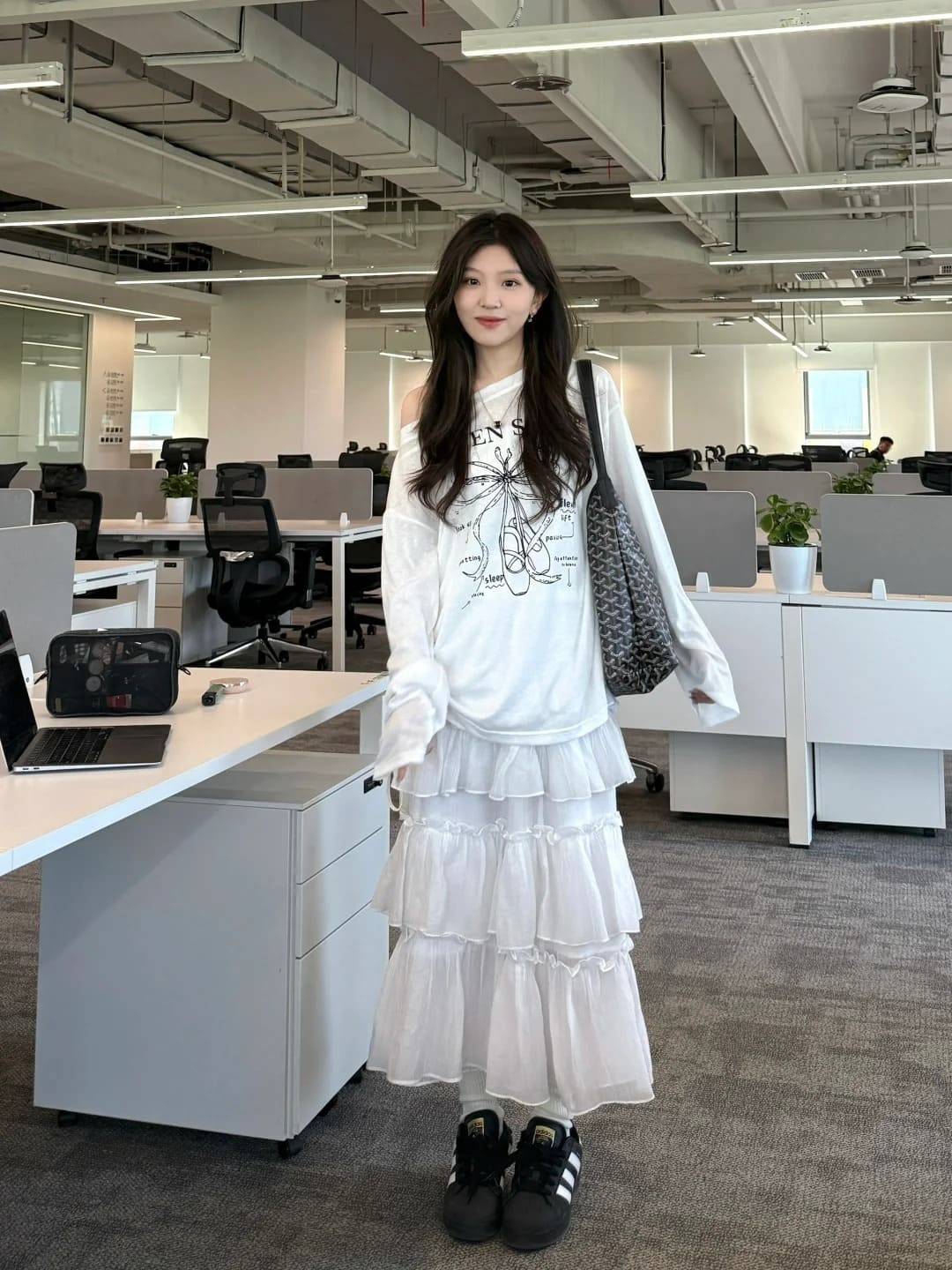 chân váy tầng