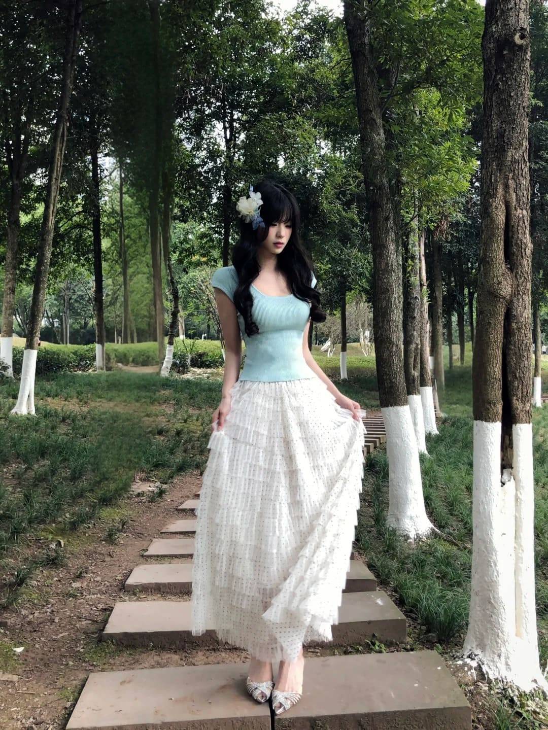 chân váy tầng