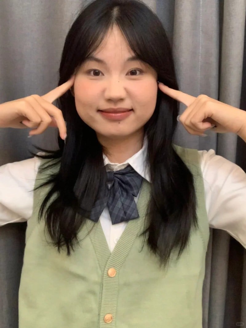 tóc mái cho mặt tròn trán thấp