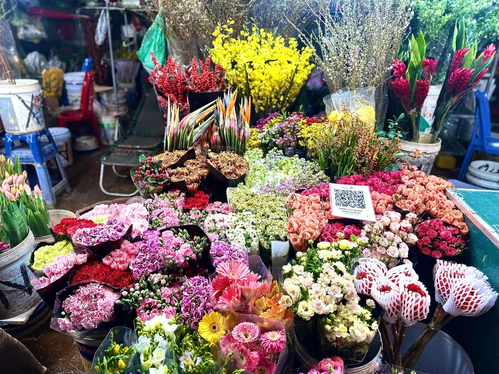 Giới thiệu chung về Chợ hoa Quảng Bá