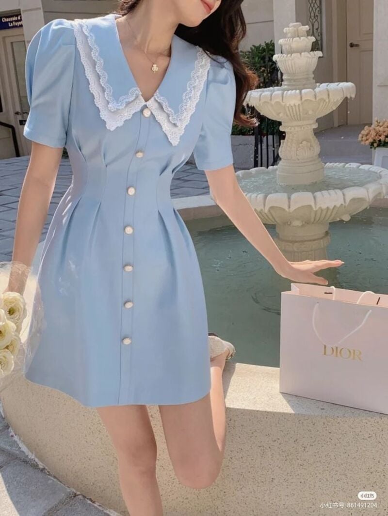 đầm cổ vest