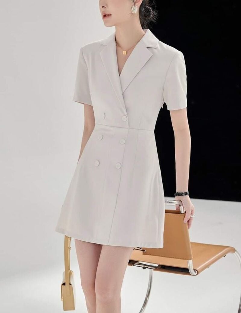 đầm cổ vest