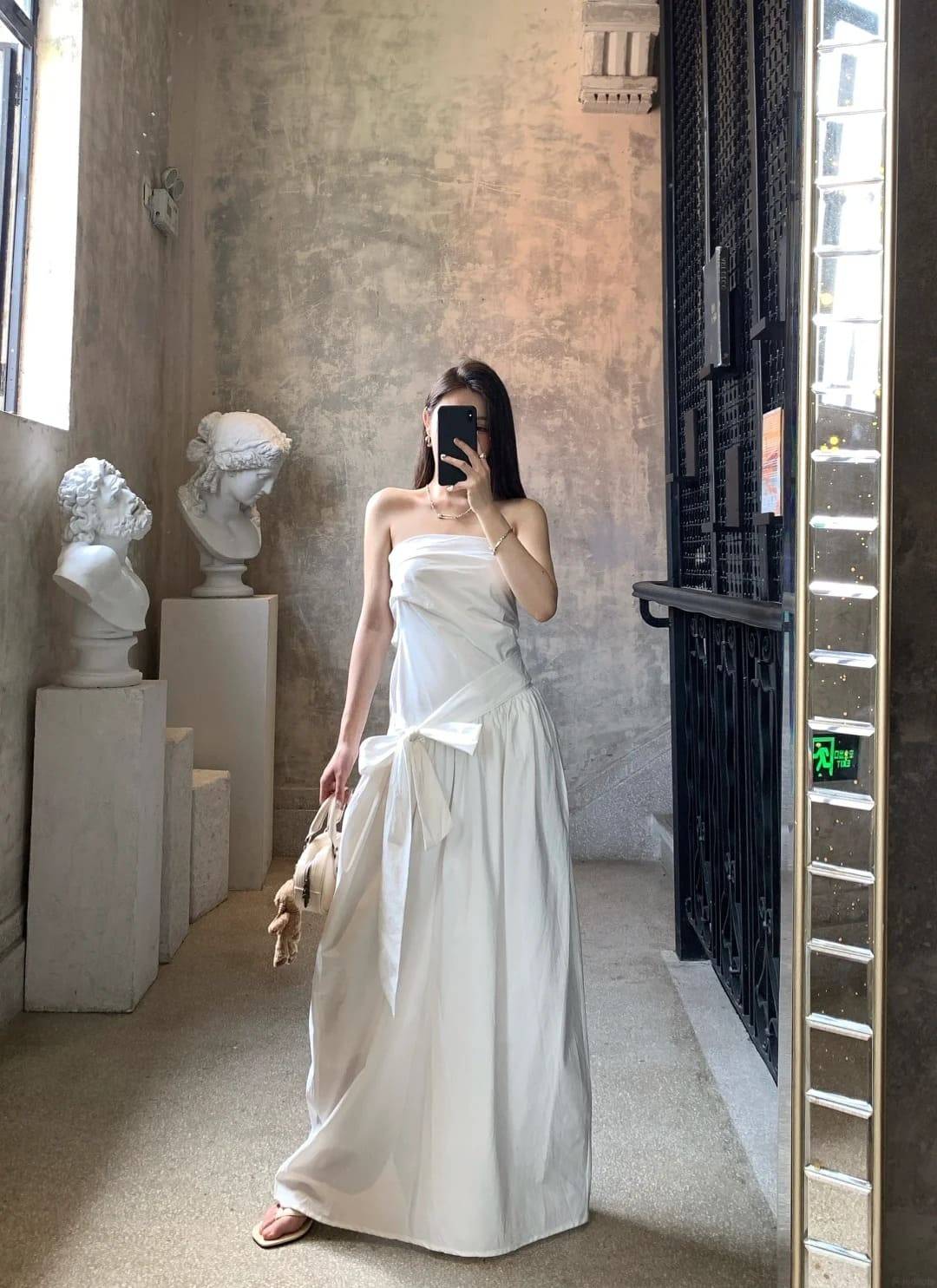 đầm đi đám cưới