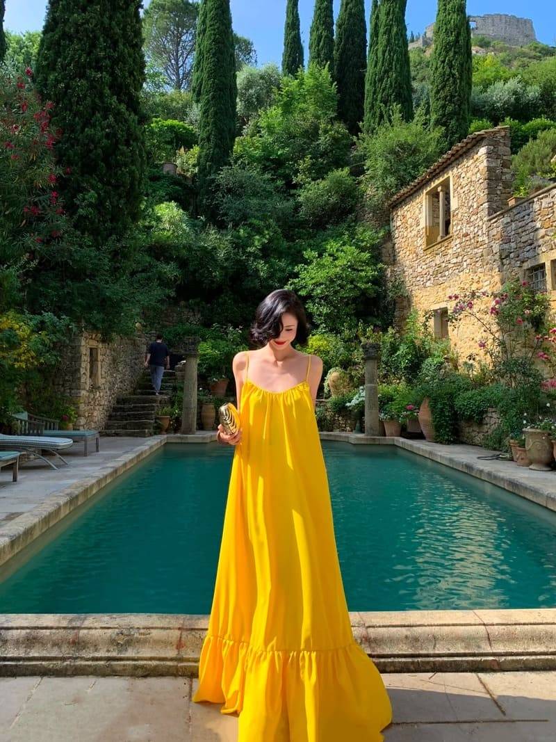 đầm maxi hở lưng