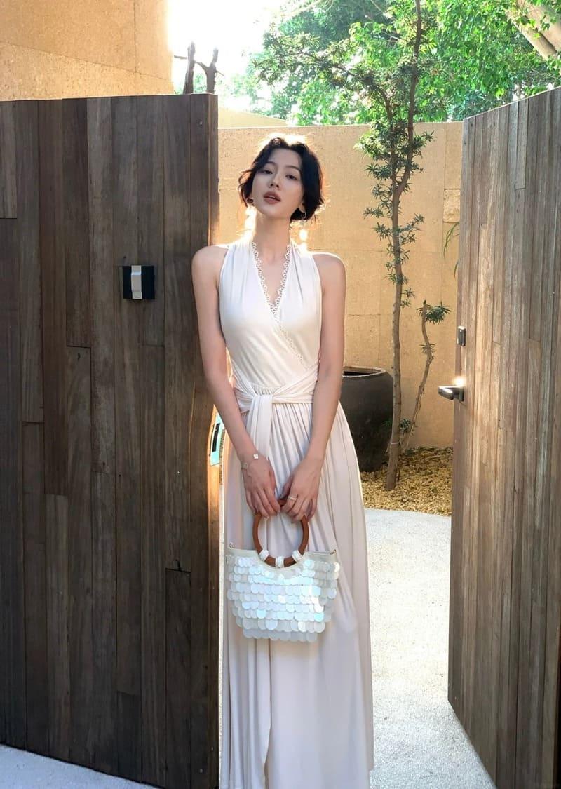 đầm maxi hở lưng