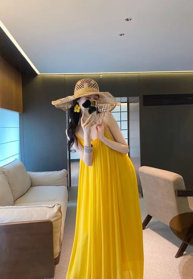 đầm maxi hở lưng