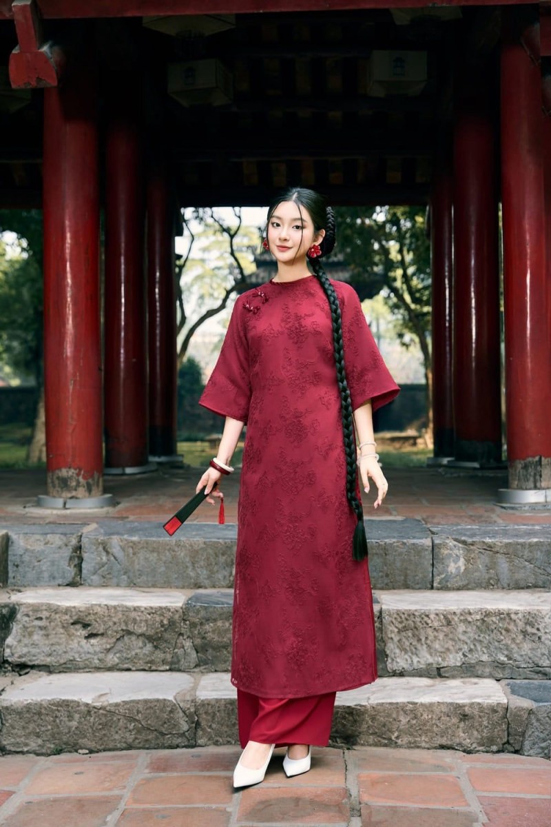 đi đám cưới mặc gì đẹp