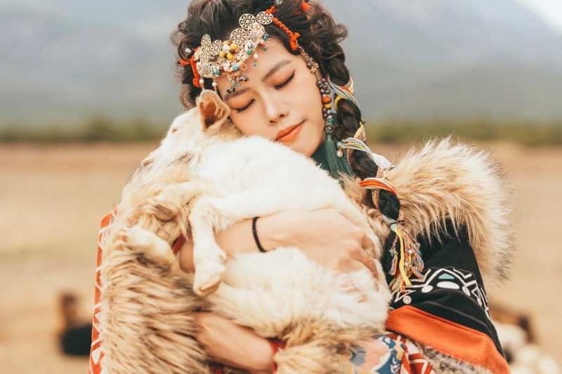 đi lệ giang mặc gì