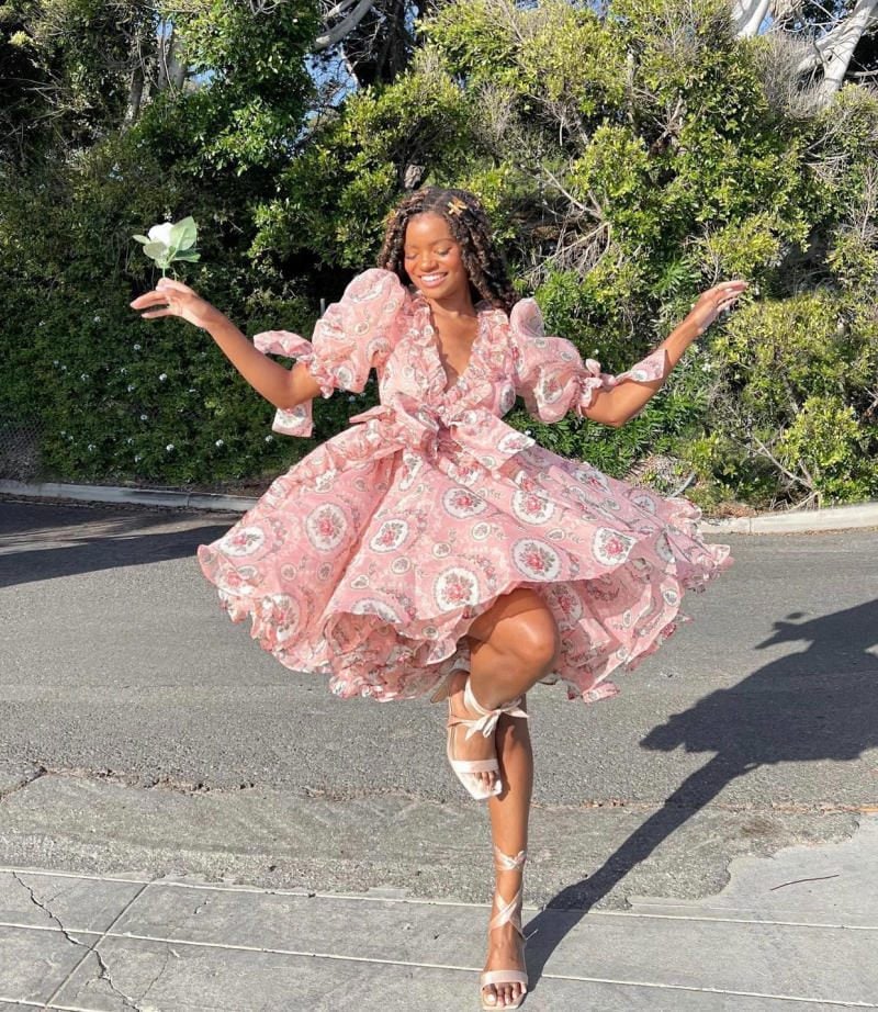 Những item nền tảng không thể thiếu trong tủ đồ Dollcore