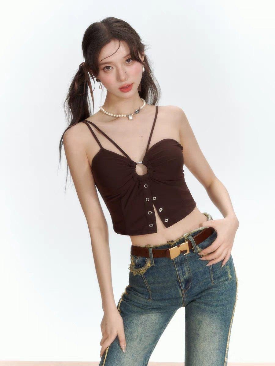 áo croptop mặc với quần gì