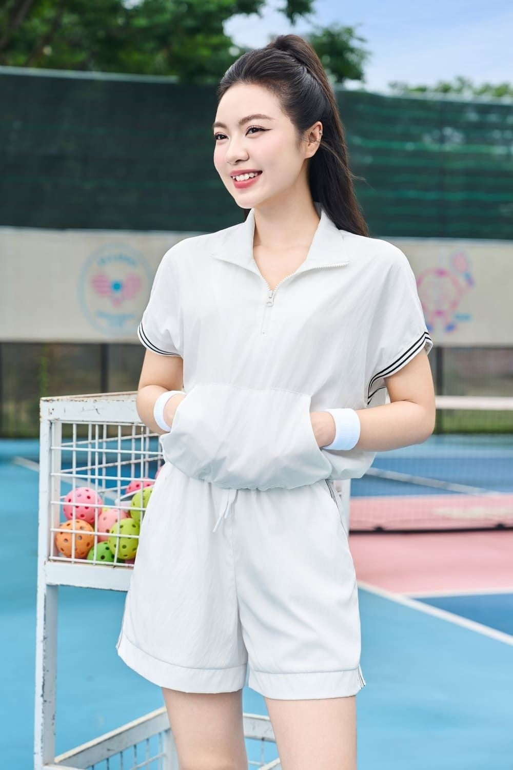 Bộ set thể thao zip-up phối cùng quần short