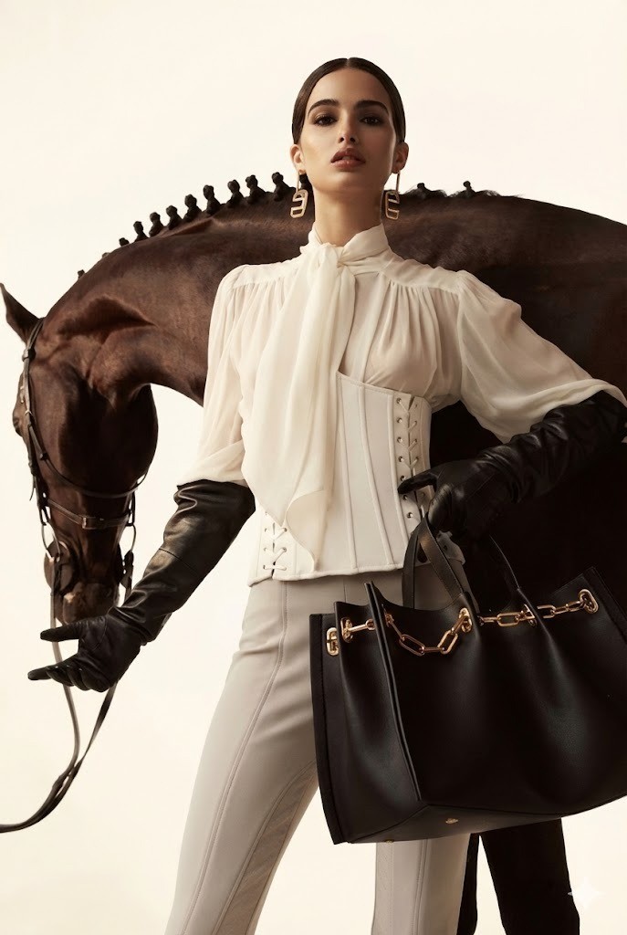 Mũ nồi và Găng tay da