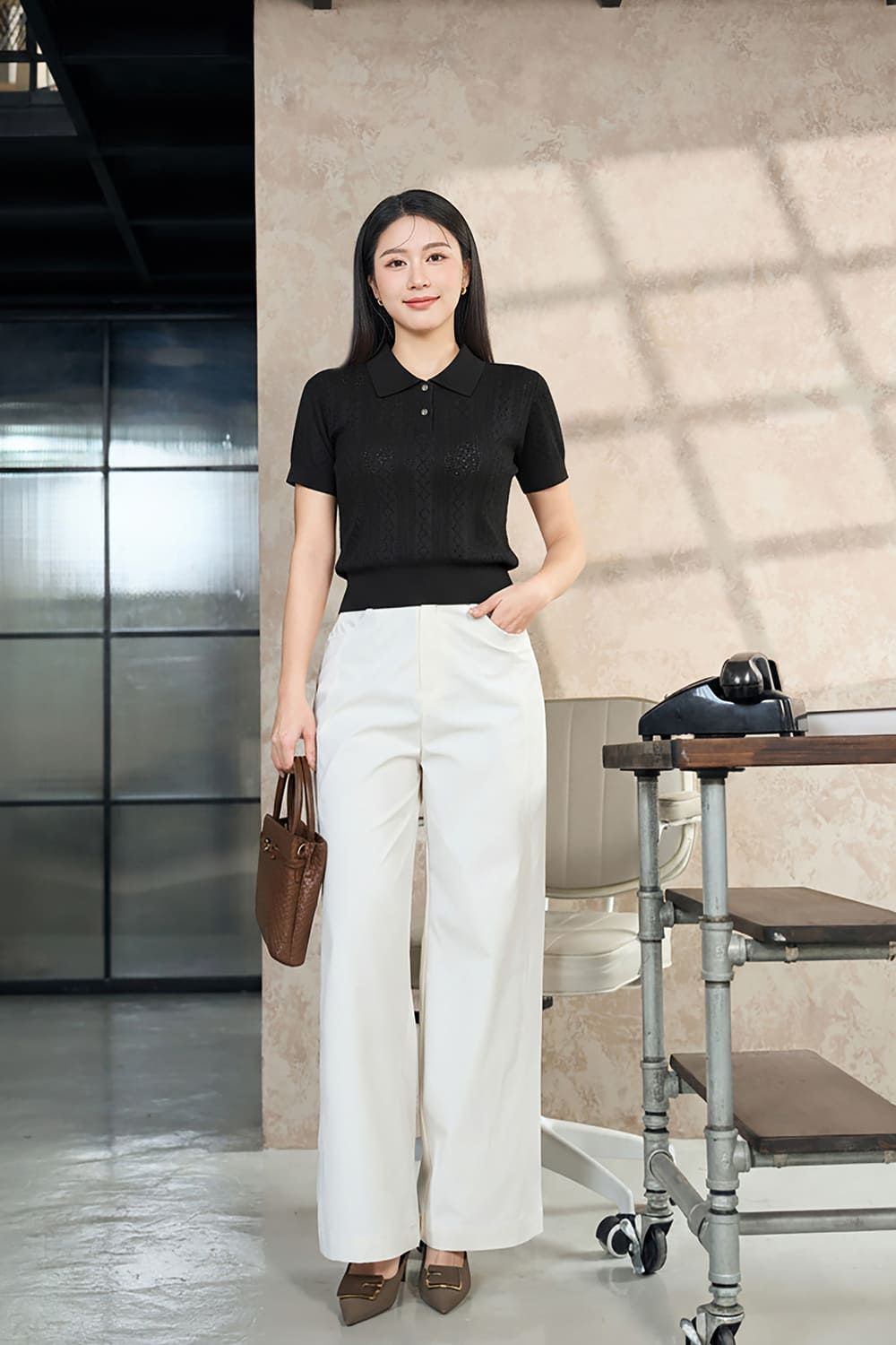 phối đồ với áo polo nữ