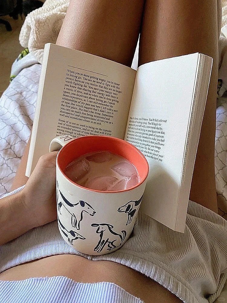 cách tạo dáng chụp ảnh trên giường