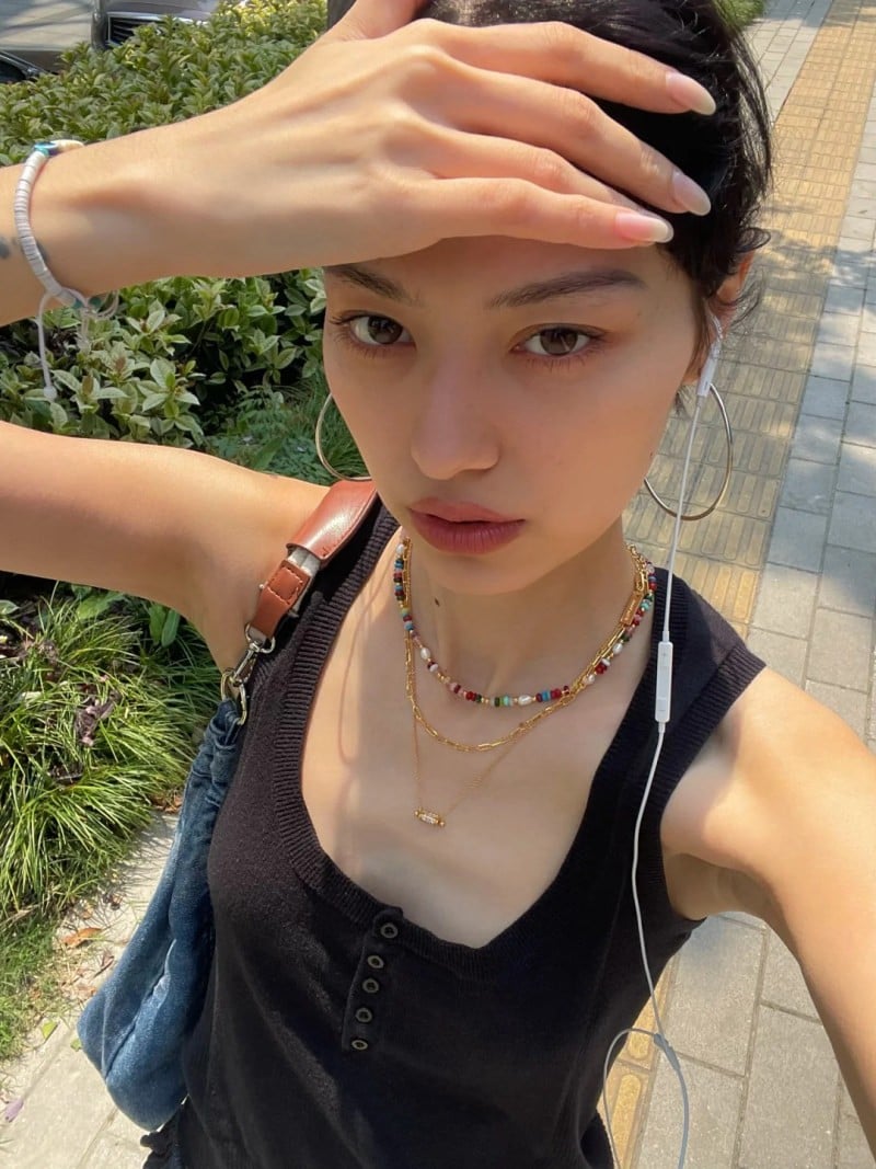 chọn vòng cổ phù hợp với cổ áo