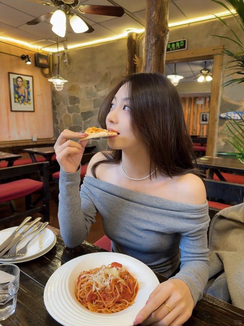 chọn vòng cổ phù hợp với cổ áo