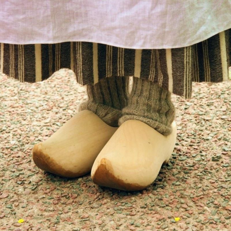 Giày Clogs là gì?