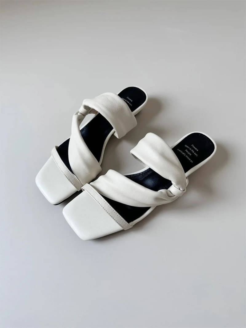 giày sandals nữ