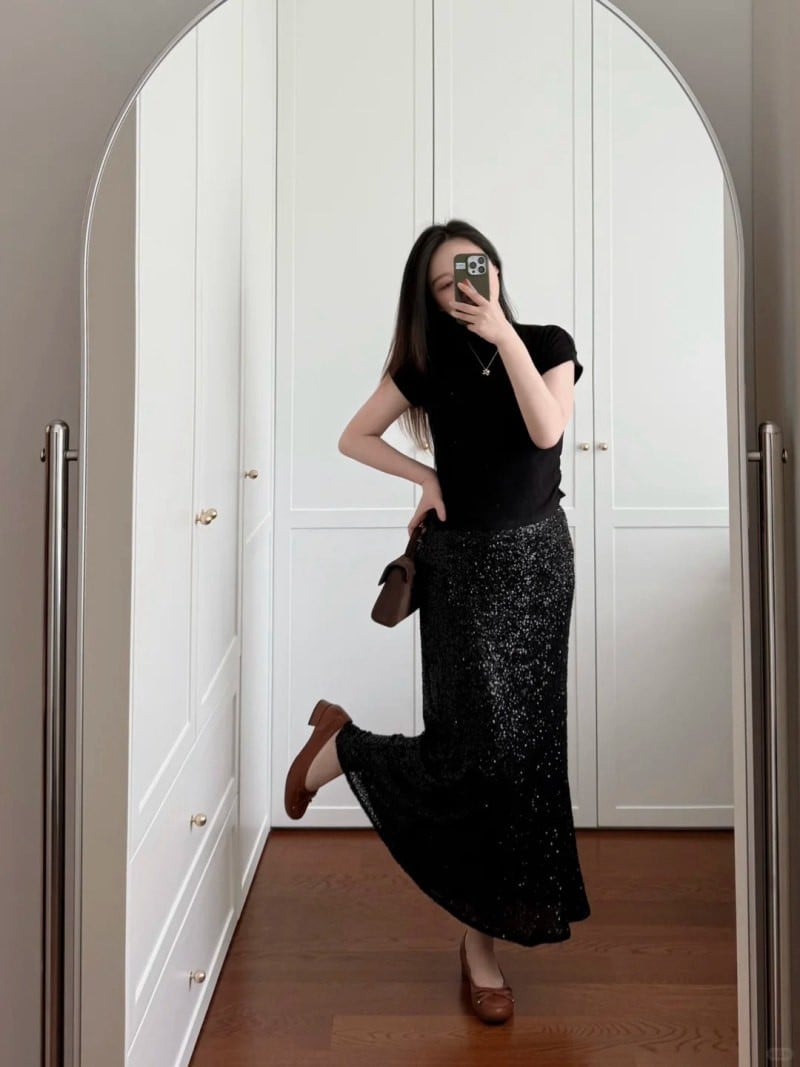 dáng người quả lê mặc gì đẹp